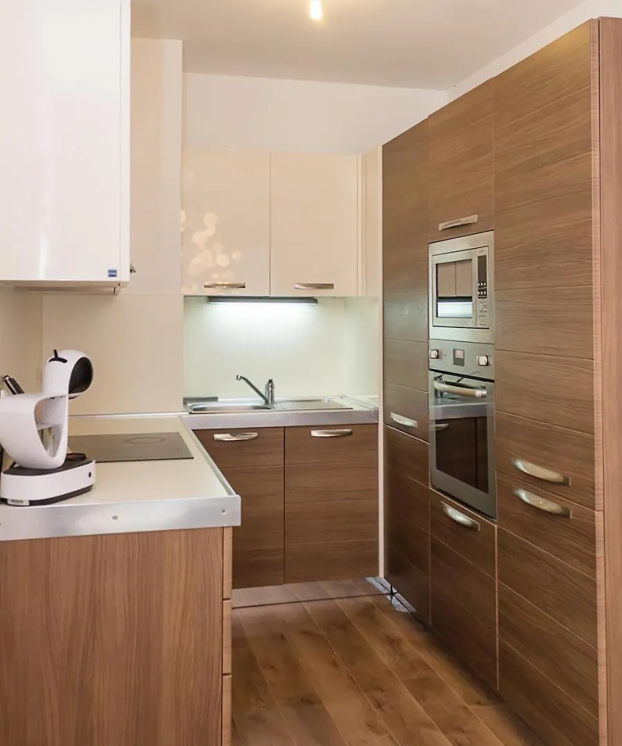 Essence - 1Bd Flat With Parking & Balcony By Flat Mаnаger Apartment Varna 0*,  Bulgaria