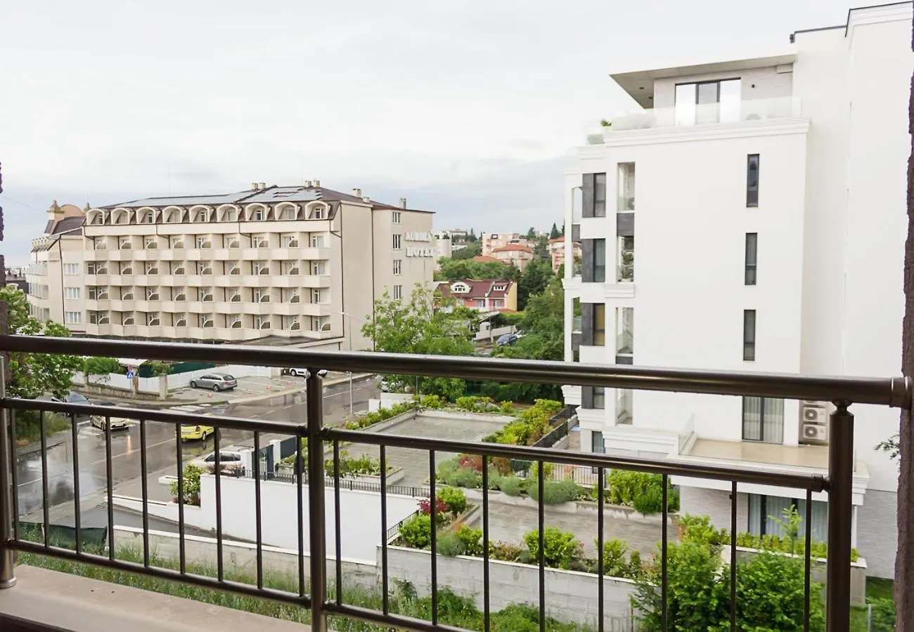 Essence - 1Bd Flat With Parking & Balcony By Flat Mаnаger Apartment Varna